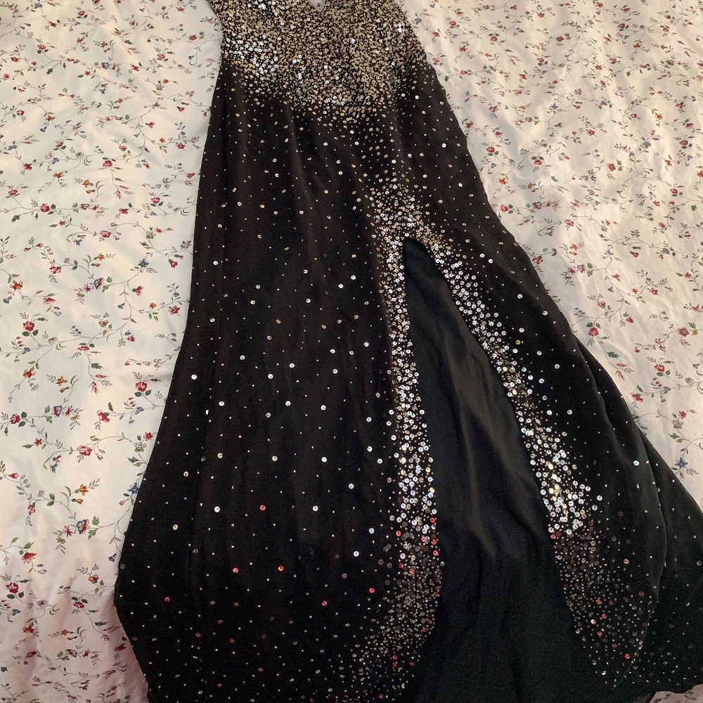 Prom Dress - Picture 4 of 4
